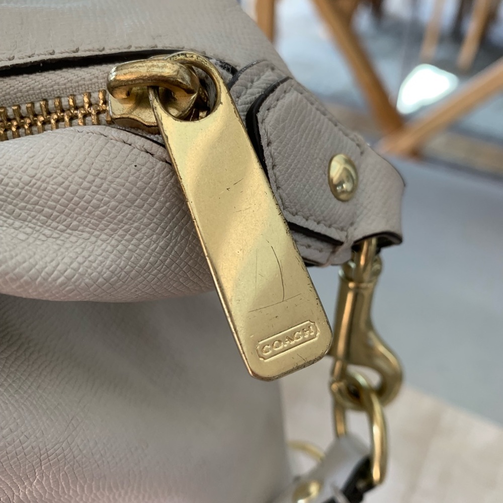 Authentic Coach Purse 👜 - Picture 5 of 8